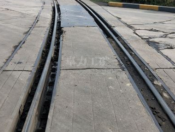 礦用彎道推車機(jī)